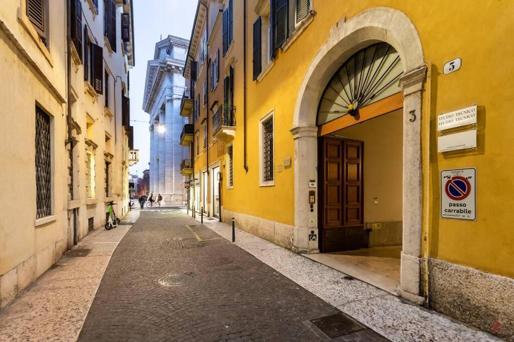 Arena-Center Luxury Apartment Verona Exterior foto